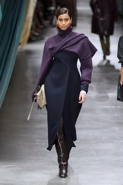 Look 38